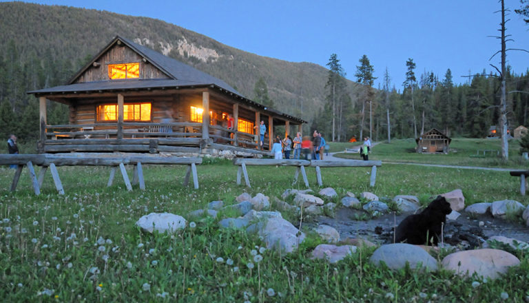 montana dude ranch vacations near yellowstone