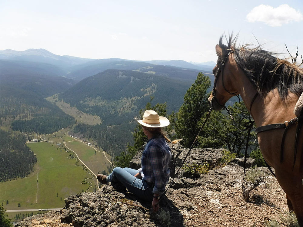 Horseback Riding Montana at Elkhorn Ranch Near Yellowstone