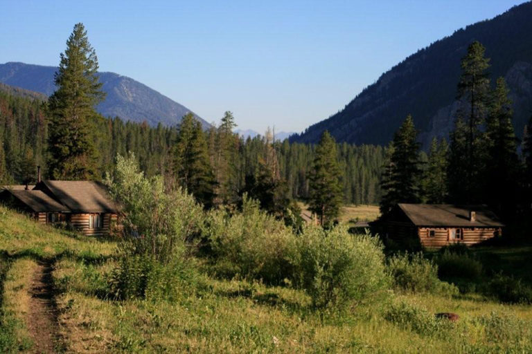 Montana log cabin rentals