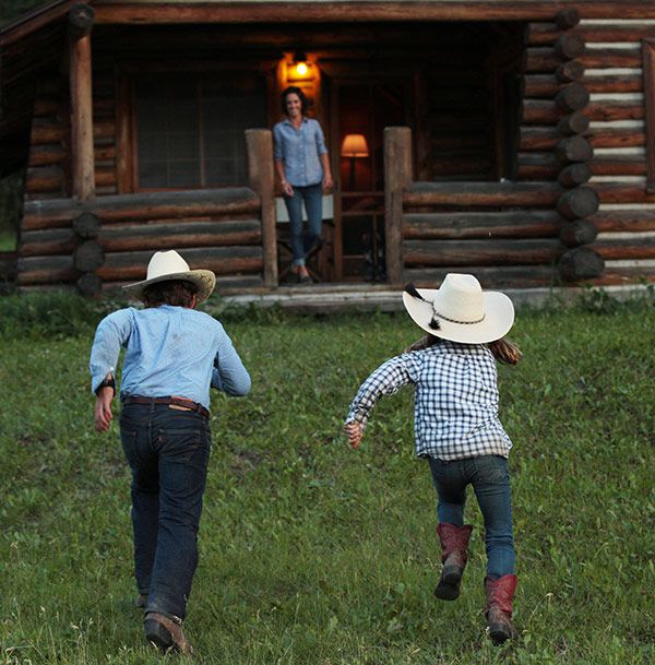 thumb-guest-ranch-vacation-a-day-at-the-ranch-montana-dude-ranch-vacations-near-yellowstone montana dude ranch vacations near yellowstone