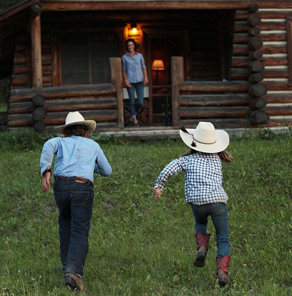 montana dude ranch vacations near yellowstone