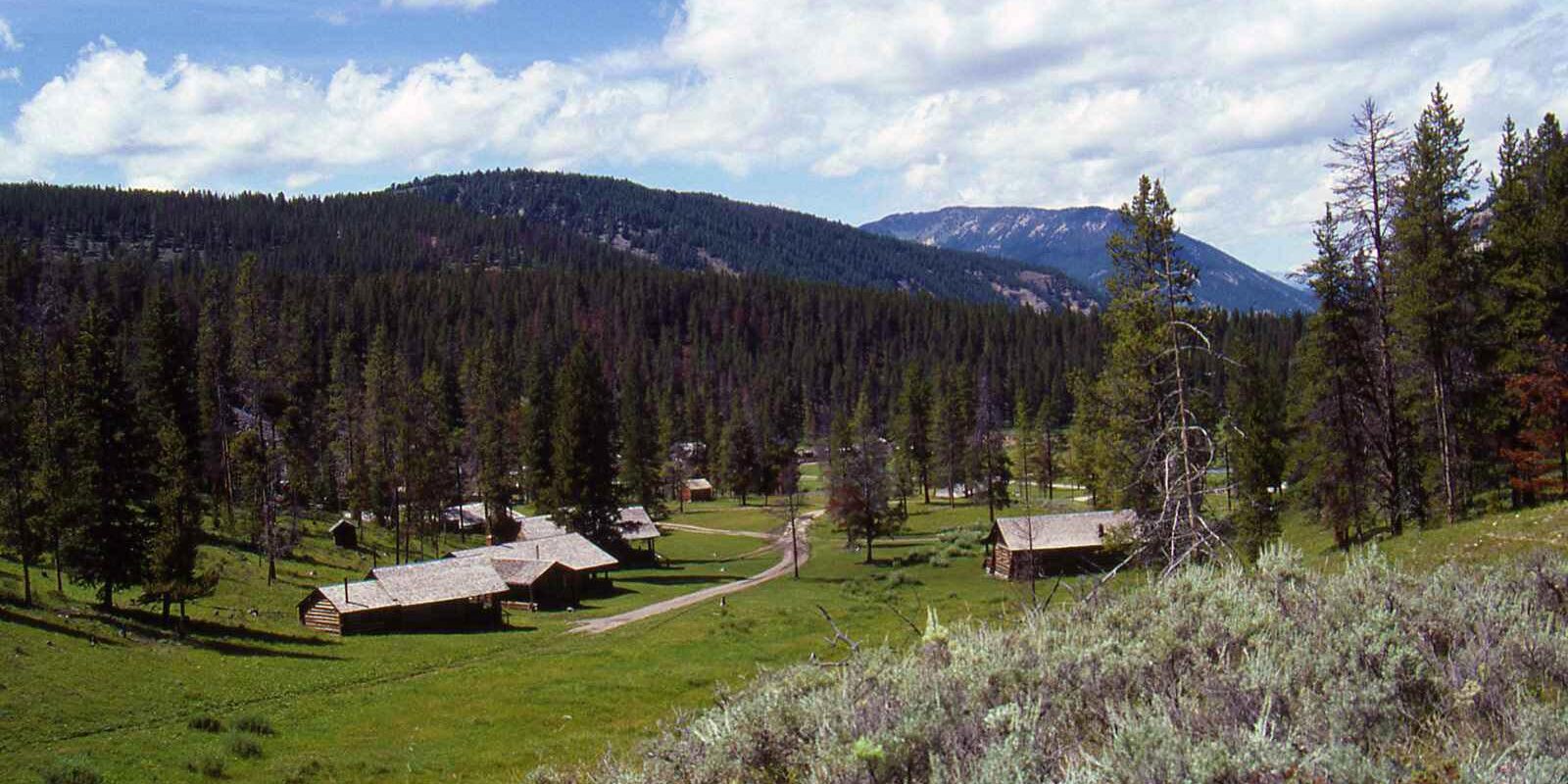history-montana-ddude-ranch-header